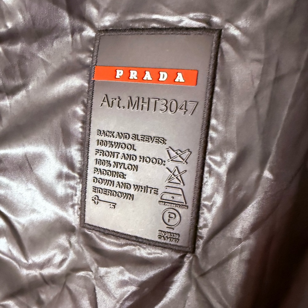 Prada Down and White Eiderdown Black Jacket - image 6